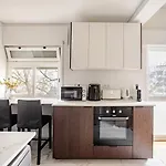 Oliva 50 - 4 Bedrooms And Office - 3 Bathrooms - Near Expo & Airport アパート