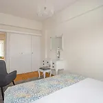 Oliva 50 - 4 Bedrooms And Office - 3 Bathrooms - Near Expo & Airport Apartamento Lisboa