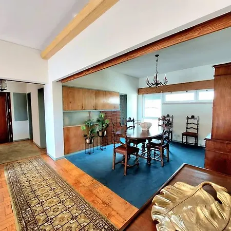 Oliva 50 - 4br, Office And Balcony Apartamento
