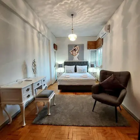 Apartment Oliva 50 - 4br, Office And Balcony Lisbon