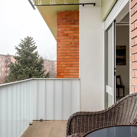 Oliva 50 - 4 Bedrooms And Office - 3 Bathrooms - Near Expo & Airport Apartman Lisboa